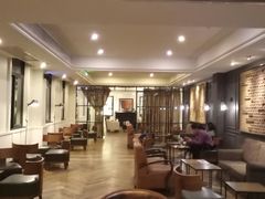 大堂-星巴克臻选(广州沙面店)