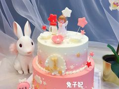 双层蛋糕-兔子妃私人定制蛋糕(城南花苑南区店)