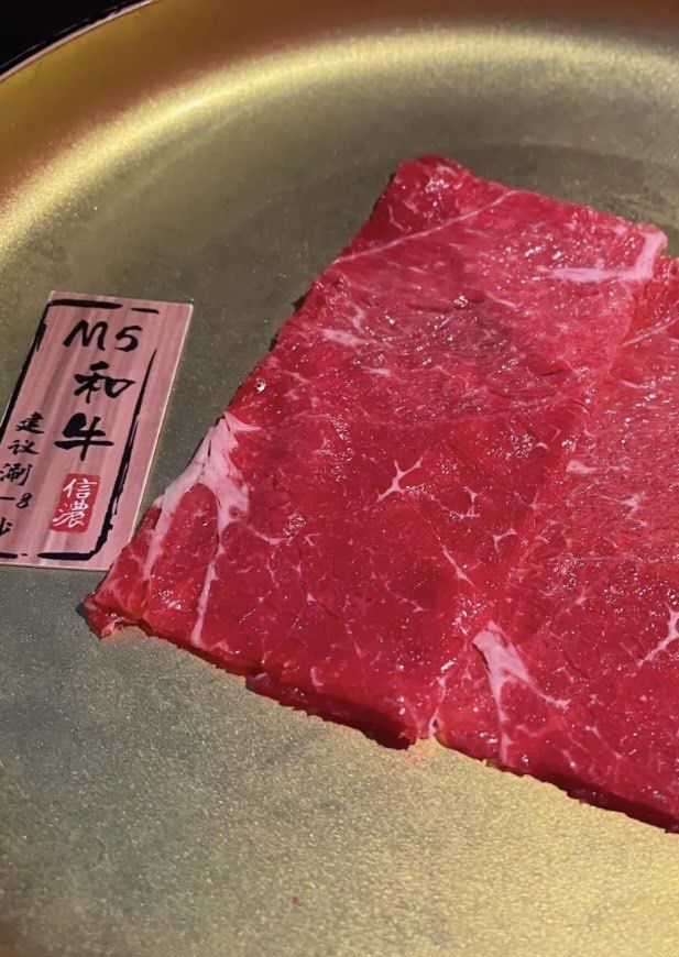 了一家自助餐,不得不说味道真的太棒啦,「m7和牛」牛肉味道超级嫩滑