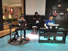 -IN-SHOW音秀音乐艺术中心 架子鼓钢琴(大宁校区)