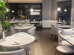 -必胜客(漕宝路店)