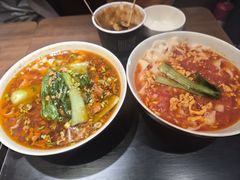 -顺溜·手工刀削面·黑金店(铜锣湾店)