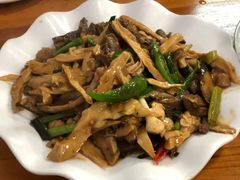 笋干牛肉-始兴县农家小院餐馆