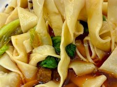 -许西美食一条街