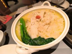-桂满陇·手作小笼包&江南叫花鸡(中山公园店)