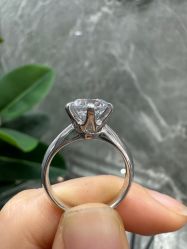 -LightOnly·培育钻石婚戒定制(天坛店)