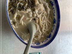 -明呈黄鱼面馆(斜土路店)