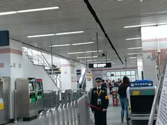 -常熟路(地铁站)