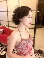 点击看大图 -挪娅婚纱摄影皇家会所