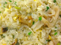 -虾弄弄海派小龙虾·牛羊蝎子火锅