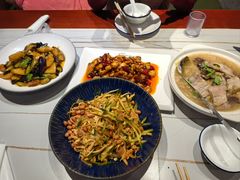 -经典老菜坊·开封灌汤包(火车站店)
