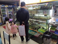 -覃记海鲜美食餐厅