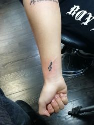 点击看大图 -刺客纹画纹身·洗纹身·穿孔饰品