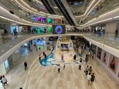 -Laderach 莱德拉(上海环贸iapm店)