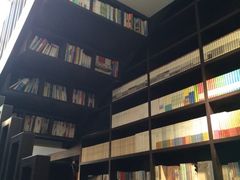 iphone_upload_pic-钟书阁(松江泰晤士小镇店)