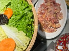 -尚尚仙·酸汤猪手·猪肚鸡火锅(华联万柳购物中心店)