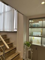 -咪咪专业脱毛连锁机构