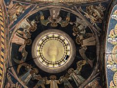 -滴血救世主教堂