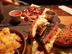 牛肉鹅肝汉堡-FAT COW(虹梅路店)