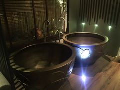 -迪瓦娜按摩和水疗中心