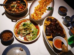 -八府香鸭·啫啫煲(华山路店)