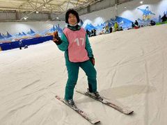 -乔波室内滑雪场