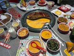 -生活如沸·顺德水牛奶火锅(大学路店)