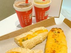 -奈雪的茶(湖滨银泰in77C区PRO店)