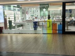-GOOMI久米眼镜·蔡司·依视路·明月官方授权店(龙德紫金店)