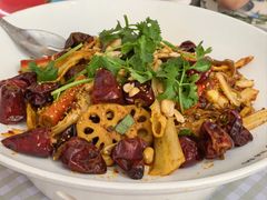 -拿渡·水煮鱼麻辣香锅(王府井奥莱·香江小镇店)