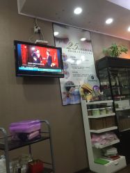 -生活指亮美甲店