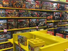 -新华书店(泉城路店)