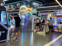 -爱玩嘉年华(龙湖源著天街店)