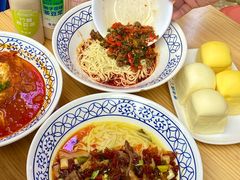 -李与白包子铺(桐梓林店)
