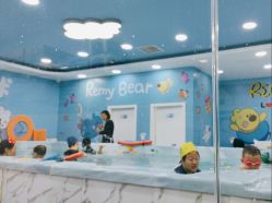 -熊小米专业儿童游泳馆