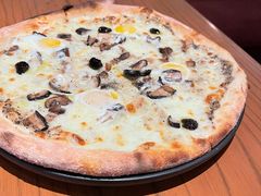 黑松露蘑菇pizza-MOMENTI手工意面(晶耀前滩店)