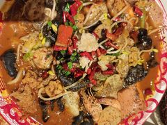 -嗨辣小聚·盘锦河蟹·海鲜烧烤龙虾(盘锦十年好店)