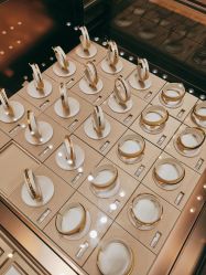 -周大福 CHOW TAI FOOK(新世界百货崇文店)