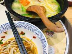 -妈妈故事米线(市府恒隆店)