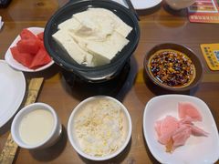 -重庆石磨豆花庄(乔庄店)