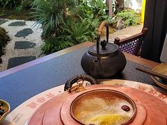 -菌自由丨野生菌火锅特色庭院餐厅(丽江古城店)