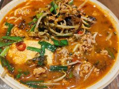 -粉八·云南米线·建水烧烤(常熟路店)