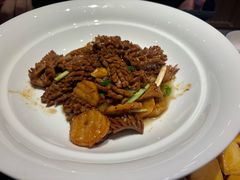 -闫府私房菜·老字号(恒隆店)