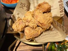 经典韩式炸鸡-明洞阿姨·韩式酱蟹烤肉·创意料理(三元桥店)