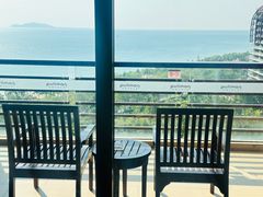 -三亚湾海居铂尔曼度假酒店