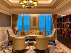 -广州富力丽思卡尔顿酒店