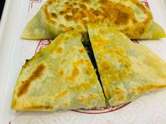 韭菜盒子-东北哈尔滨酱骨头馆房掌柜铁锅炖