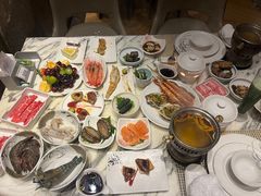 -雍和会海鲜姿造自助(湖东路店)