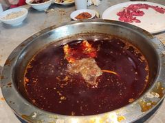 -忘情水鱼头·鲜鱼火锅(滨江中路店)
