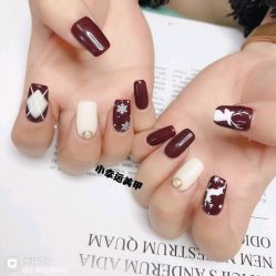 -Pink You美甲洗眉纹绣定制中心